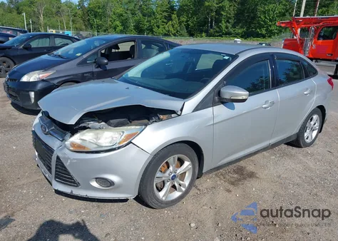 2014 Ford Focus Se z USA, uszkodzony, nr VIN 1FADP3F28EL239024